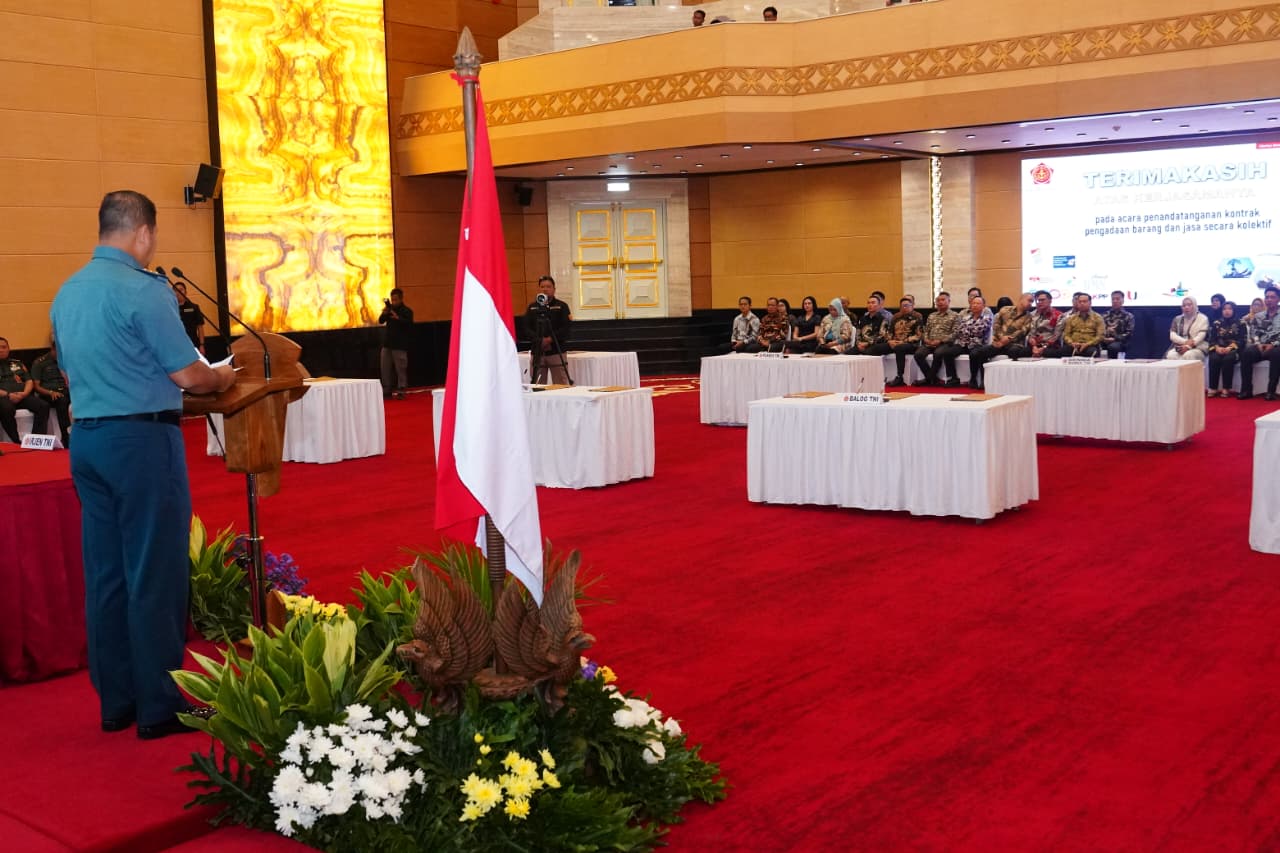 Irjen TNI Pimpin Penandatanganan Kontrak Pengadaan Barang/Jasa UO Mabes TNI TA 2026 Irjen TNI Pimpin Penandatanganan Kontrak Pengadaan Barang/Jasa UO Mabes TNI TA 2026