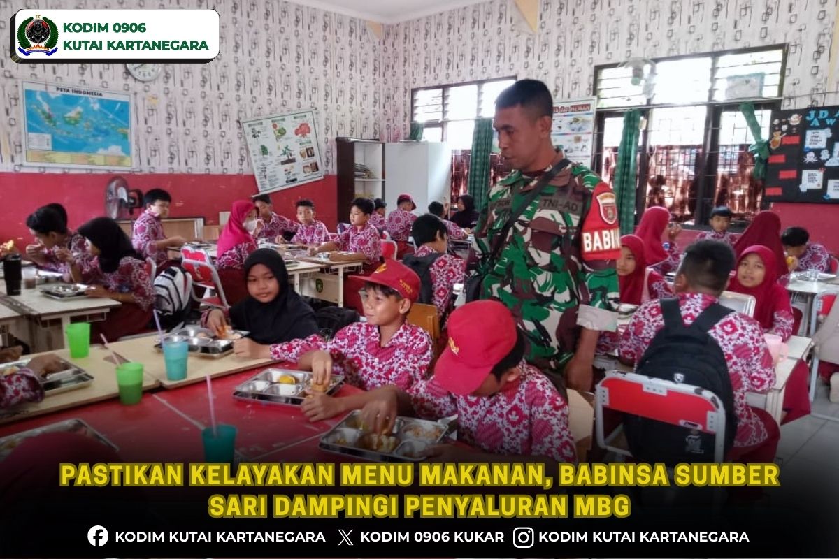 Pastikan Kelayakan Menu Makanan, Babinsa Sumber Sari Dampingi Penyaluran MBG Pastikan Kelayakan Menu Makanan, Babinsa Sumber Sari Dampingi Penyaluran MBG