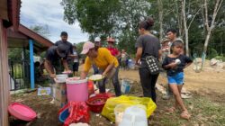 Saat Lelah Menjadi Cerita, Satgas TMMD dan Warga Makan Siang Bersama