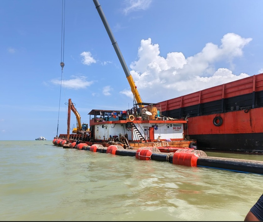 Satgas Kuala TNI-Jhonlin Bergerak Cepat, Atasi Sedimentasi Muara Kuala Penaga