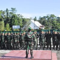 Dandim 1710/Mimika Pimpin Upacara 17-an, Tekankan Kewaspadaan dan Sampaikan Amanat Kasad
