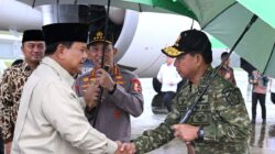 Panglima TNI Sambut Kedatangan Presiden RI Di Pangkalan TNI AU Halim PK