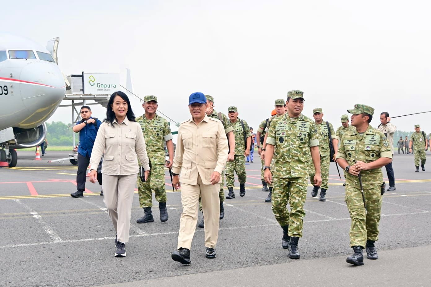 TNI Berhasil Laksanakan Uji Coba Pendaratan F-16 dan Super Tucano di Ruas Tol JTTS Lampung