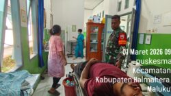 Peduli Warga Binaan, Babinsa Kodim 1505/Tidore Sambangi Warga Sakit