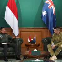 Gubernur Akademi Militer Terima Courtesy Call Atase Darat Australia