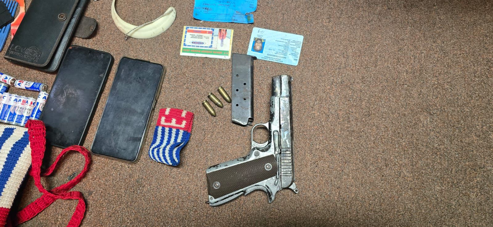 TNI Gagalkan Serangan Kelompok Bersenjata Di Tembagapura, Warga Sipil Berhasil Diselamatkan TNI Gagalkan Serangan Kelompok Bersenjata Di Tembagapura, Warga Sipil Berhasil Diselamatkan