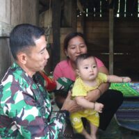 Dansatgas TMMD Kunjungi Rumah Warga Penerima Bantuan RTLH di Linggang Amer