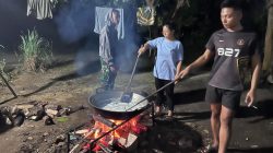 Warga dan Satgas TMMD Masak Bersama, Momen Kebersamaan Jelang Penutupan TMMD di Kampung Linggang Amer