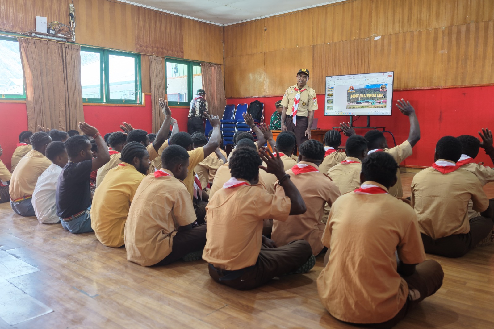 Kodim 1714/Puncak Jaya Selenggarakan Kegiatan Persami KKRI Tanamkan Nilai Kebangsaan Pada Siswa SMK Negeri 1 Mulia