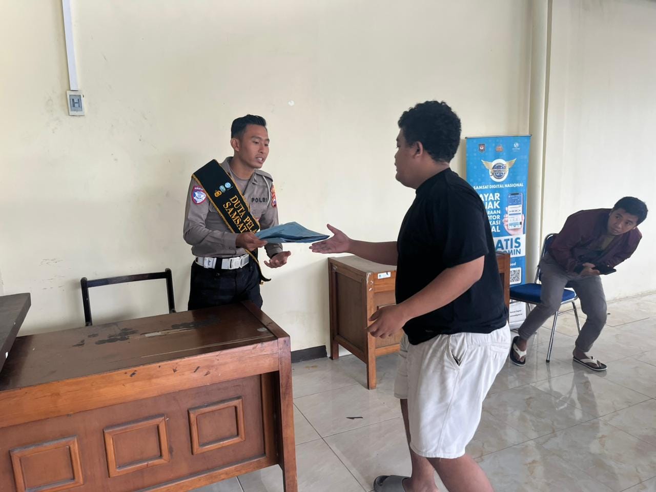 Program Prioritas Polantas Tuban Menyapa Percepat Pelayanan SIM, STNK, dan BPKB di Tuban