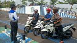 Program Polantas Tuban Menyapa Ubah Cara Warga Tuban Mengurus SIM STNK BPKB Program Polantas Tuban Menyapa Ubah Cara Warga Tuban Mengurus SIM STNK BPKB