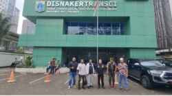 Perusahaan Disebut Tutup, Eks Security Klinik Apollo Tetap Tagih Pesangon Perusahaan Disebut Tutup, Eks Security Klinik Apollo Tetap Tagih Pesangon