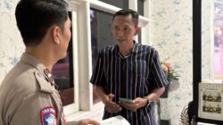 Inovasi Polantas Tuban: Layanan Administrasi Kendaraan di Tengah Aktivitas Warga