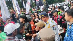 Aksi 700 Driver Online di Surabaya Berujung Audiensi dengan DPRD Jatim