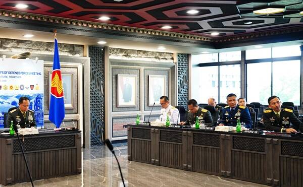 Panglima TNI Tegaskan Pentingnya ASEAN Sebagai Jangkar Stabilitas Kawasan pada Sidang ke-23 ACDFM Panglima TNI Tegaskan Pentingnya ASEAN Sebagai Jangkar Stabilitas Kawasan pada Sidang ke-23 ACDFM
