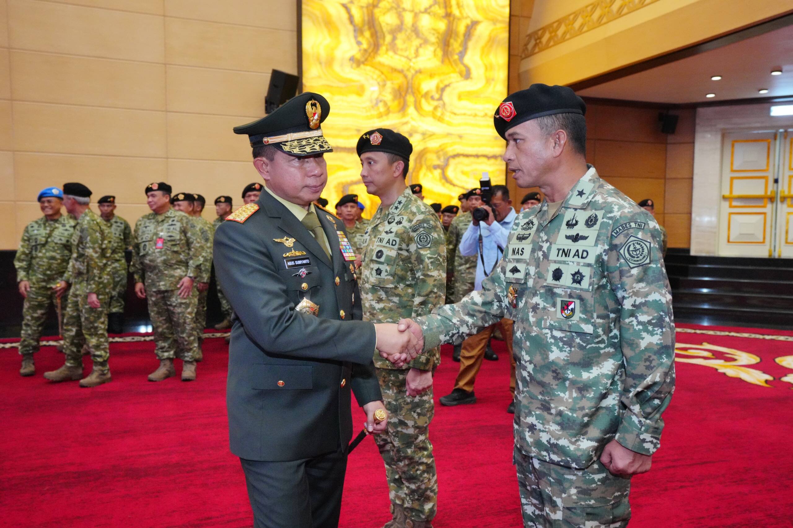 Panglima TNI Pimpin Serah Terima Jabatan Strategis TNI Panglima TNI Pimpin Serah Terima Jabatan Strategis TNI