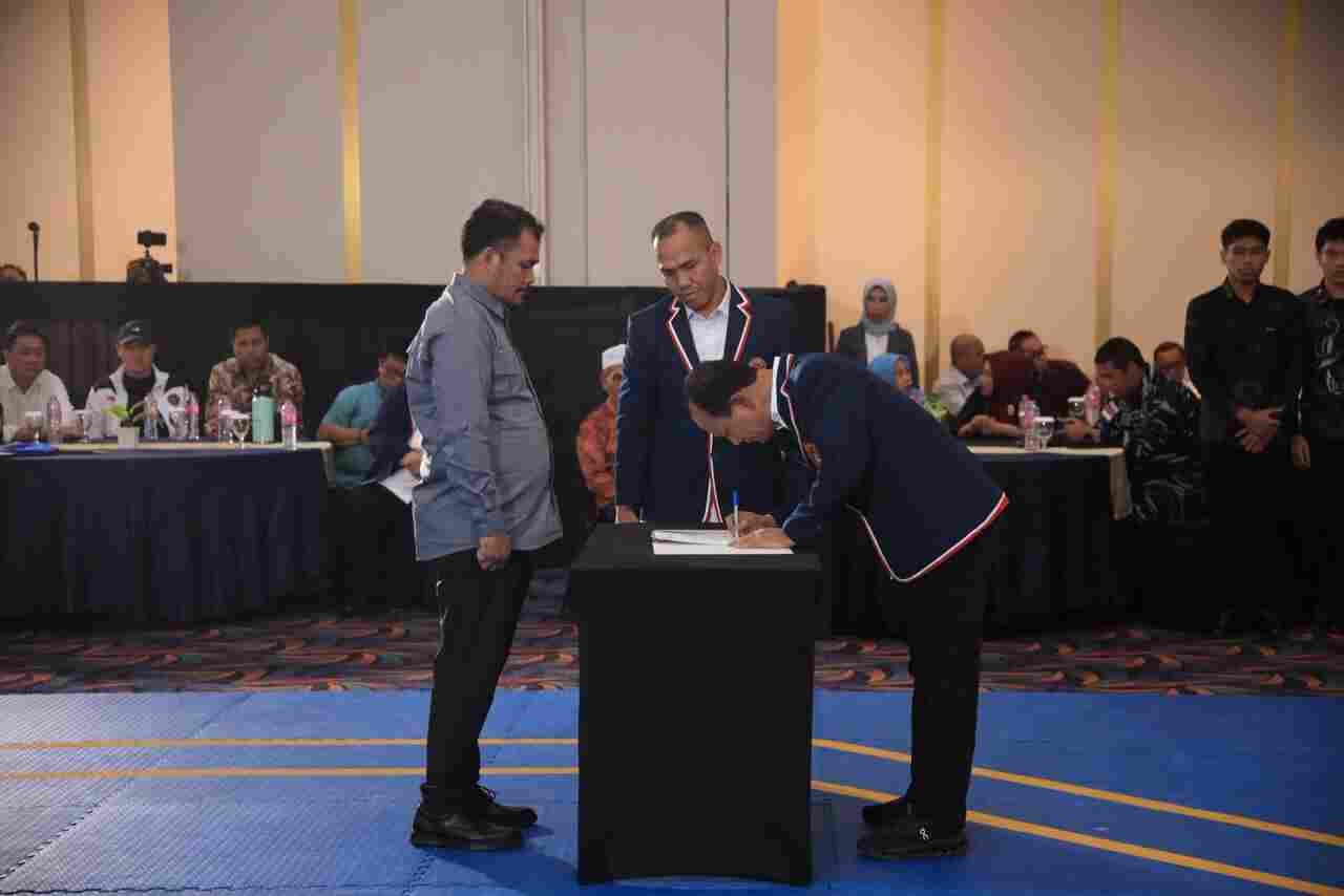 Ketum PBTI Letjen TNI Richard Tampubolon Lantik Pengurus Provinsi Taekwondo Indonesia Maluku Utara 2026-2030 Ketum PBTI Letjen TNI Richard Tampubolon Lantik Pengurus Provinsi Taekwondo Indonesia Maluku Utara 2026-2030