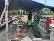 Jembatan Garuda Kian Berdiri Megah, Kodim 1505/Tidore dan Warga Lakukan Pengecatan