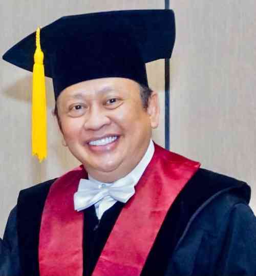 Catatan Politik Bamsoet, MBG Untuk Penghormatan Pada Martabat Anak Usia Sekolah Catatan Politik Bamsoet, MBG Untuk Penghormatan Pada Martabat Anak Usia Sekolah