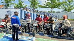 Bukan Razia, Inilah Alasan Banyak Pengendara Tuban Mendadak Menepi Saat Bertemu Polantas Tuban
