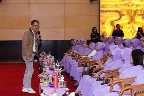 Peringati HUT Ke-60, IKKT Pragati Wira Anggini Gelar Seminar Kesehatan dan Doa Bersama Lintas Agama Peringati HUT Ke-60, IKKT Pragati Wira Anggini Gelar Seminar Kesehatan dan Doa Bersama Lintas Agama