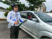 Tak Ada Tilang, Polantas Tuban Justru Layani Konsultasi SIM, STNK dan BPKB di Tengah Jalan Tuban