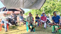 Penuh Keakraban, Babinsa Kodim 1505/Tidore Nobar Piala Dunia Bersama Warga Binaan