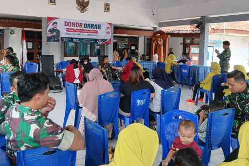 Antisipasi Krisis Stok, Dua Koramil Jajaran Kodim Bojonegoro Gelar Bakti Sosial Donor Darah Antisipasi Krisis Stok, Dua Koramil Jajaran Kodim Bojonegoro Gelar Bakti Sosial Donor Darah