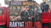 Ratusan Orang Gelar Aksi, Tekankan Perbaikan Layanan Listrik Nasional