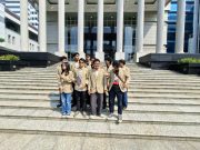 Penyerahan Amicus Curiae di MK, Mahasiswa UGM Kritik Alokasi Anggaran Pendidikan