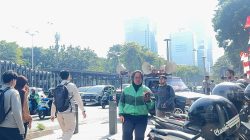 Pendemo Minta Kepastian Hukum atas Laporan Dugaan Malapraktik di Klinik Jakarta Selatan