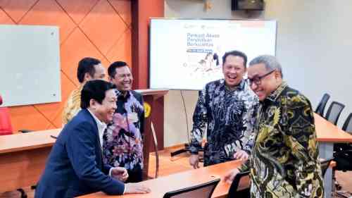 Uji Sidang Tertutup Program Doktor Ilmu Hukum Universitas Borobudur, Bamsoet Dorong Pemerintah Perkuat Implementasi Perlindungan Hak Pendidikan Penyandang Disabilitas Uji Sidang Tertutup Program Doktor Ilmu Hukum Universitas Borobudur, Bamsoet Dorong Pemerintah Perkuat Implementasi Perlindungan Hak Pendidikan Penyandang Disabilitas