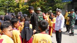 Sapa Hangat Satgas TMMD 129 Bojonegoro, Siswa SDN Kesongo Antusias Sambut Personel TNI