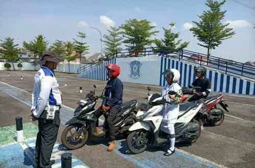 Tak Perlu Bingung Lagi, Polantas Tuban Jemput Bola Layani Konsultasi SIM, STNK, dan BPKB di Tuban
