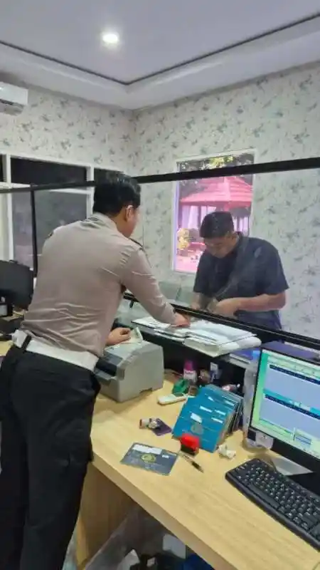 Polantas Tuban Jemput Aspirasi, Keluhan Soal SIM, STNK, dan BPKB Dijawab Langsung di Lapangan