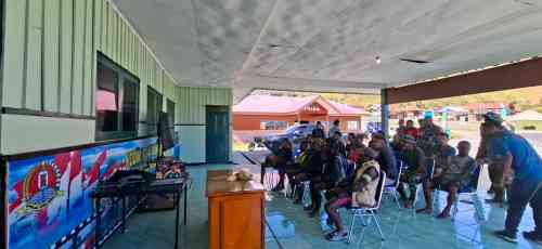 Kodim 1714/Puncak Jaya Gelar Nobar Pertandingan Piala Dunia 2026 di Kab. Puncak Jaya Kodim 1714/Puncak Jaya Gelar Nobar Pertandingan Piala Dunia 2026 di Kab. Puncak Jaya