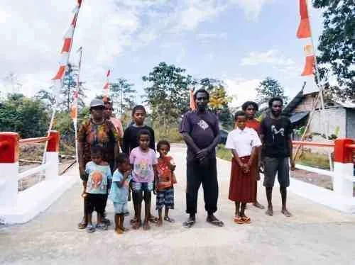 Jembatan Beton Kampung Kaugapu Rampung, Dandim 1710/Mimika: Jadi Penghubung Mobilitas dan Pendorong Perekonomian Warga
