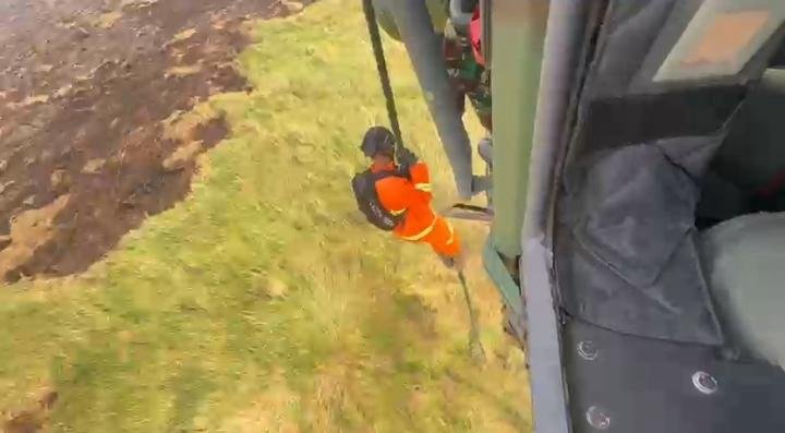 Tim Alpha Laksanakan Fastrope ke Titik Api, Siap Buka Jalan Tim Free Fall di Pekanbaru Tim Alpha Laksanakan Fastrope ke Titik Api, Siap Buka Jalan Tim Free Fall di Pekanbaru