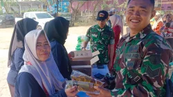 Senyum Sumringah di Kesongo: Saat TNI dan Warga Menyatu dalam Bazar TMMD 129 Bojonegoro