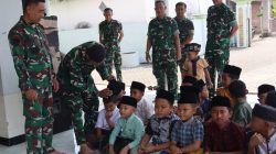 Potret Hangat TMMD 129 Bojonegoro: Kala Prajurit TNI Jadi Sahabat Anak-Anak Desa Kesongo
