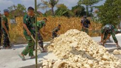 Menyulam Asa di Ujung Beton Kesongo: Ketika Peluh Satgas TMMD 129 Bojonegoro dan Warga Menyatu Tanpa Kenal Hari Libur
