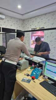 Polantas Tuban Jadi Perhatian Warga, Konsultasi SIM, STNK, BPKB Dibuka Langsung