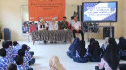 Sentuh Hati Generasi Muda: Satgas TMMD 129 Bojonegoro dan DP3AKB Edukasi Stunting, serta Kesehatan Reproduksi di Kesongo