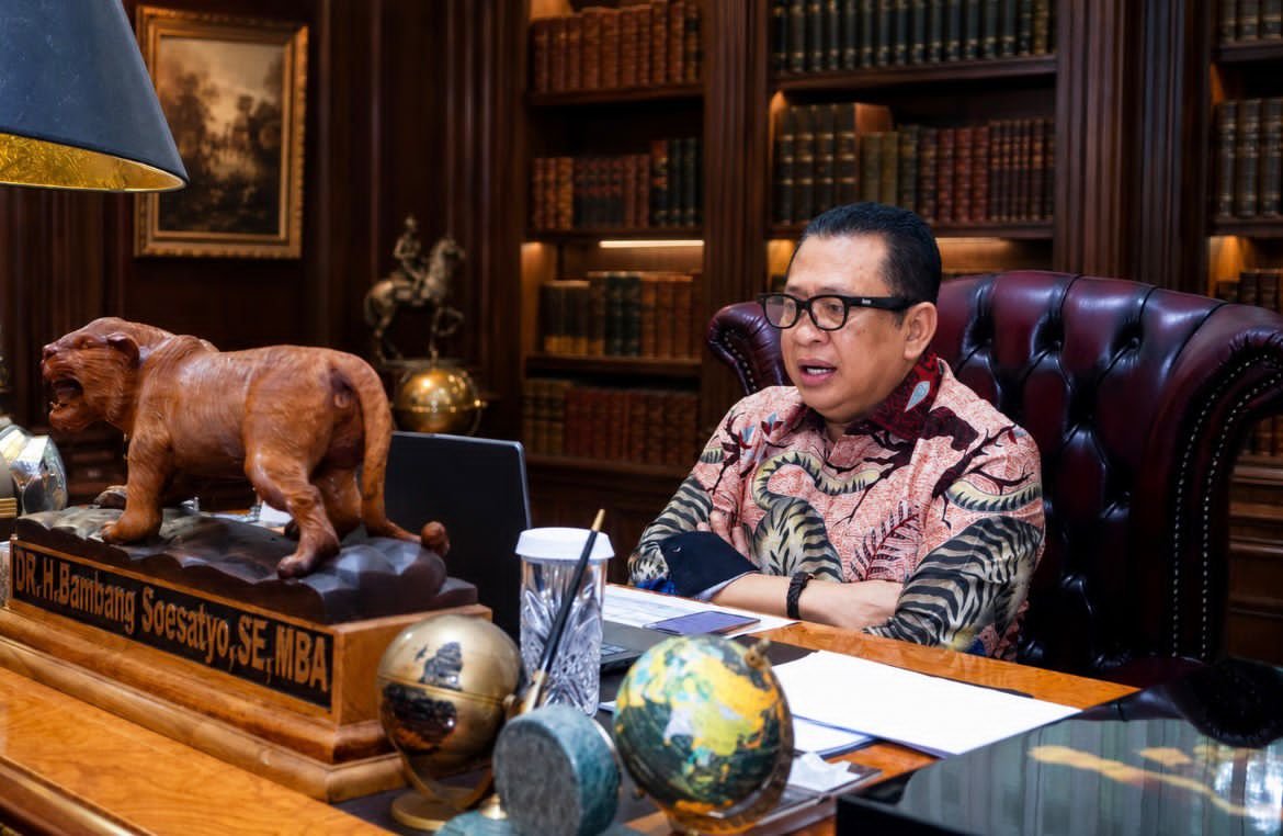 Bamsoet: Revisi UU KADIN Dorong KADIN Jadi Lembaga Sui Generis Non APBN, Sejajar dengan Lembaga Negara Bamsoet: Revisi UU KADIN Dorong KADIN Jadi Lembaga Sui Generis Non APBN, Sejajar dengan Lembaga Negara