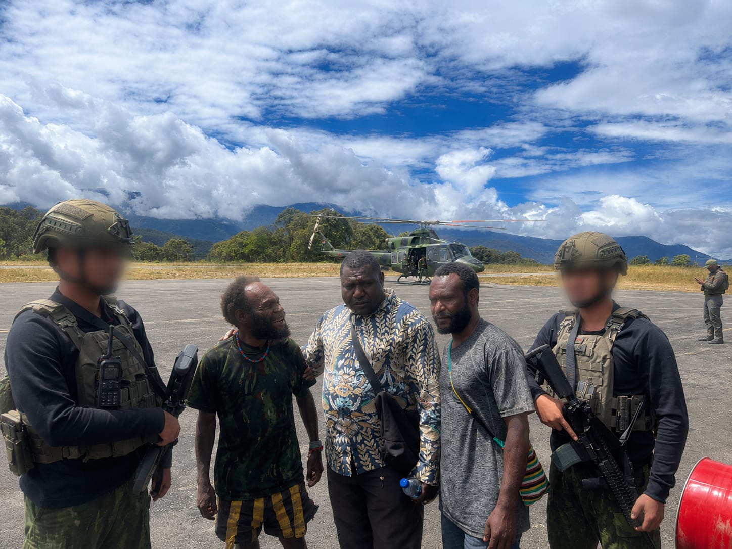 Bukan Sekadar Menjaga Keamanan, Koops TNI Habema Hadir Membawa Harapan bagi Warga di Tengah Konflik Ugimba, Papua Tengah Bukan Sekadar Menjaga Keamanan, Koops TNI Habema Hadir Membawa Harapan bagi Warga di Tengah Konflik Ugimba, Papua Tengah