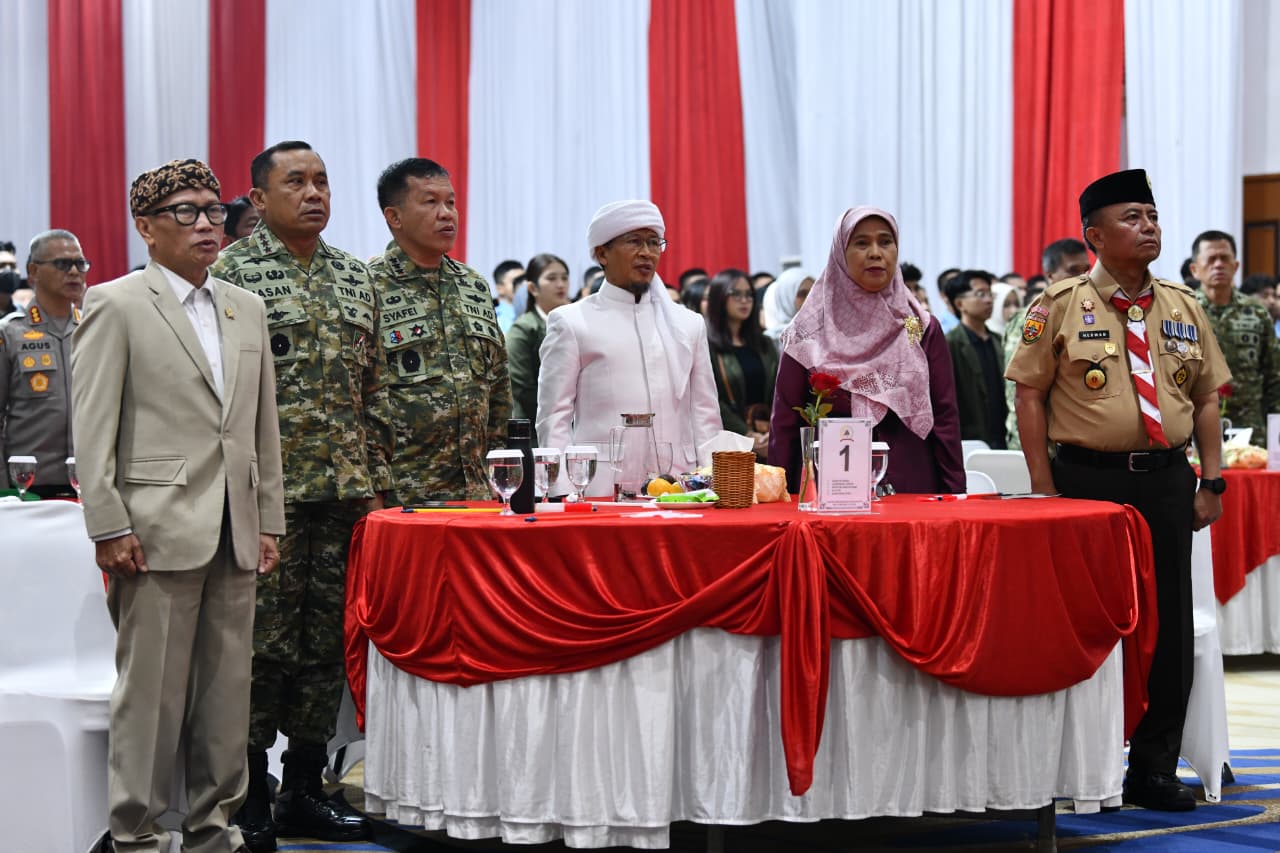 Brigjen TNI Antoninho Rangel Da Silva Tekankan Bela Negara sebagai Fondasi Menuju Indonesia Emas Brigjen TNI Antoninho Rangel Da Silva Tekankan Bela Negara sebagai Fondasi Menuju Indonesia Emas