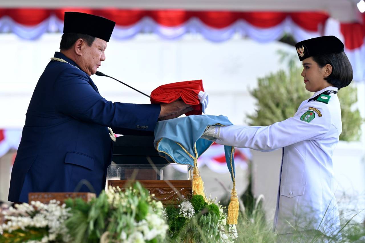 Panglima TNI Hadiri Upacara Peringatan Detik-Detik Proklamasi di Istana Merdeka Panglima TNI Hadiri Upacara Peringatan Detik-Detik Proklamasi di Istana Merdeka
