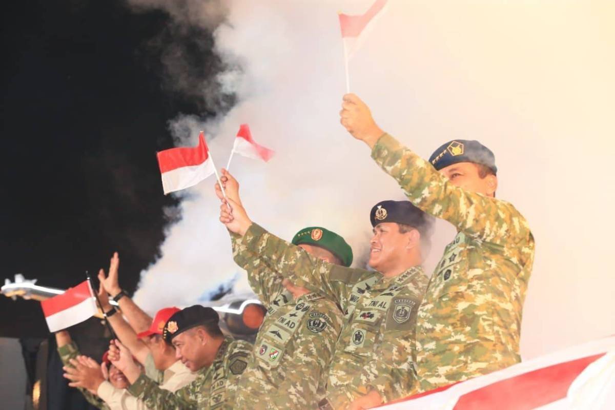 Panglima TNI Hadiri Karnaval Bersatu, Meriahkan Perayaan HUT ke-81 Kemerdekaan RI Panglima TNI Hadiri Karnaval Bersatu, Meriahkan Perayaan HUT ke-81 Kemerdekaan RI