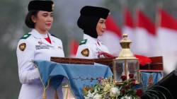 Panglima TNI Hadiri Upacara Penurunan Bendera Sang Merah Putih di Istana Merdeka