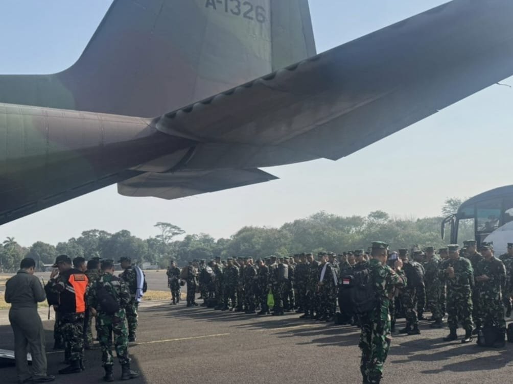 TNI Kerahkan 308 Personel Tambahan, Total 1.138 Personel Penyuluh Perkuat Penanganan Karhutla TNI Kerahkan 308 Personel Tambahan, Total 1.138 Personel Penyuluh Perkuat Penanganan Karhutla